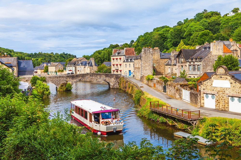 Dinan