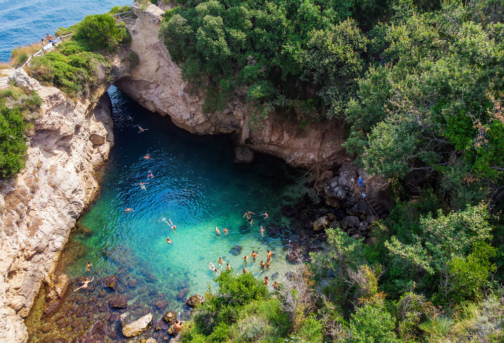 Bagni della Regina Giovanna Strand