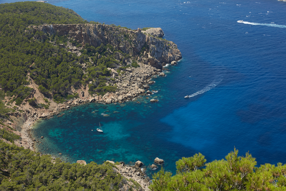 Cala En Basset